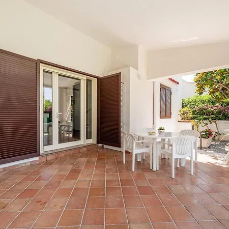 Valdemare Relax&beach * אוסטוני